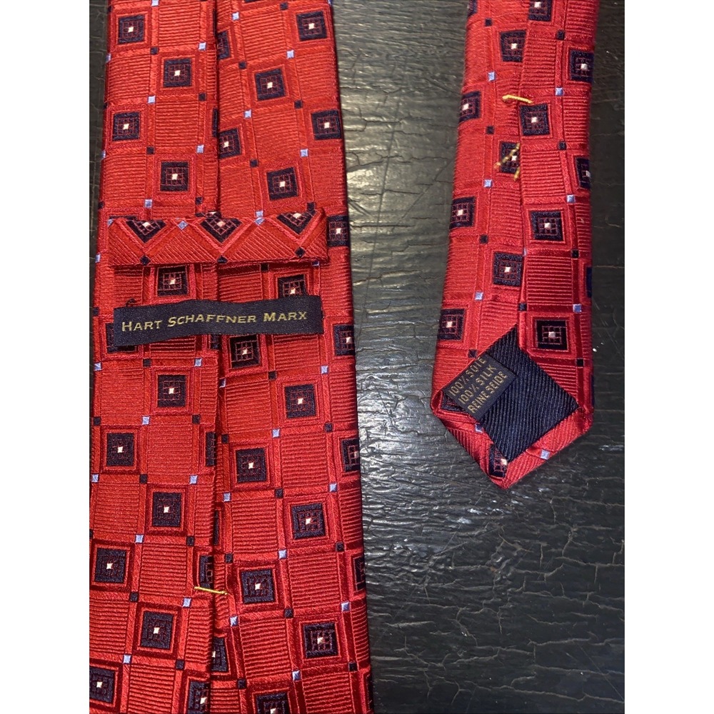 Hart Schaffer Marx Men's Neck Tie Red Silk Foulard Geometric Made in USA Red